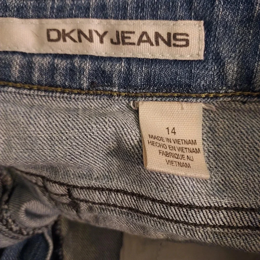 DKNY Jeans Denim Jean Skirt in Size 14